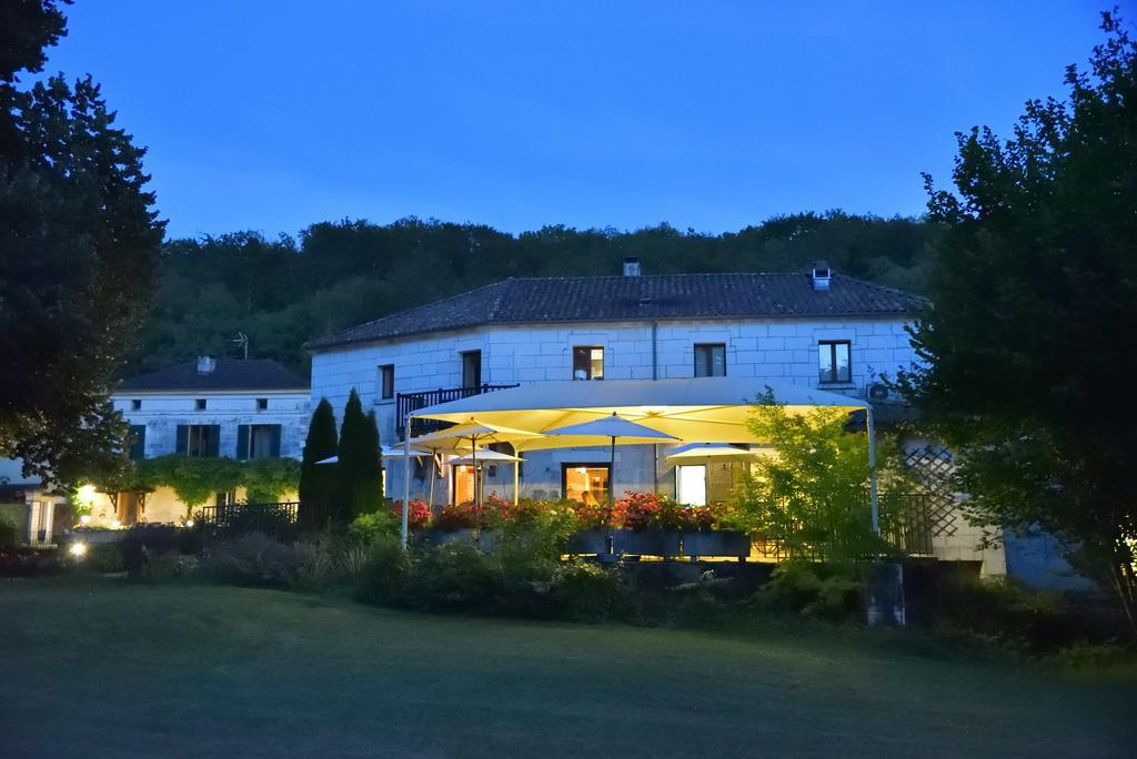 Hotel Moulin De Vigonac Valeuil Exterior foto