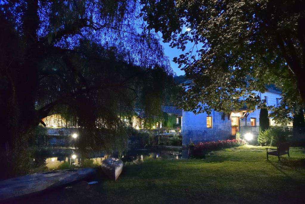 Hotel Moulin De Vigonac Valeuil Exterior foto