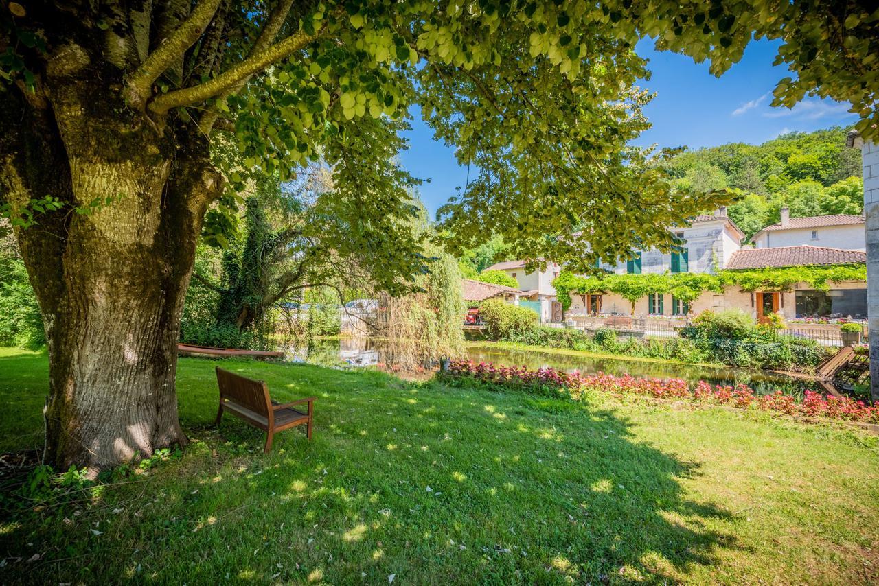 Hotel Moulin De Vigonac Valeuil Exterior foto